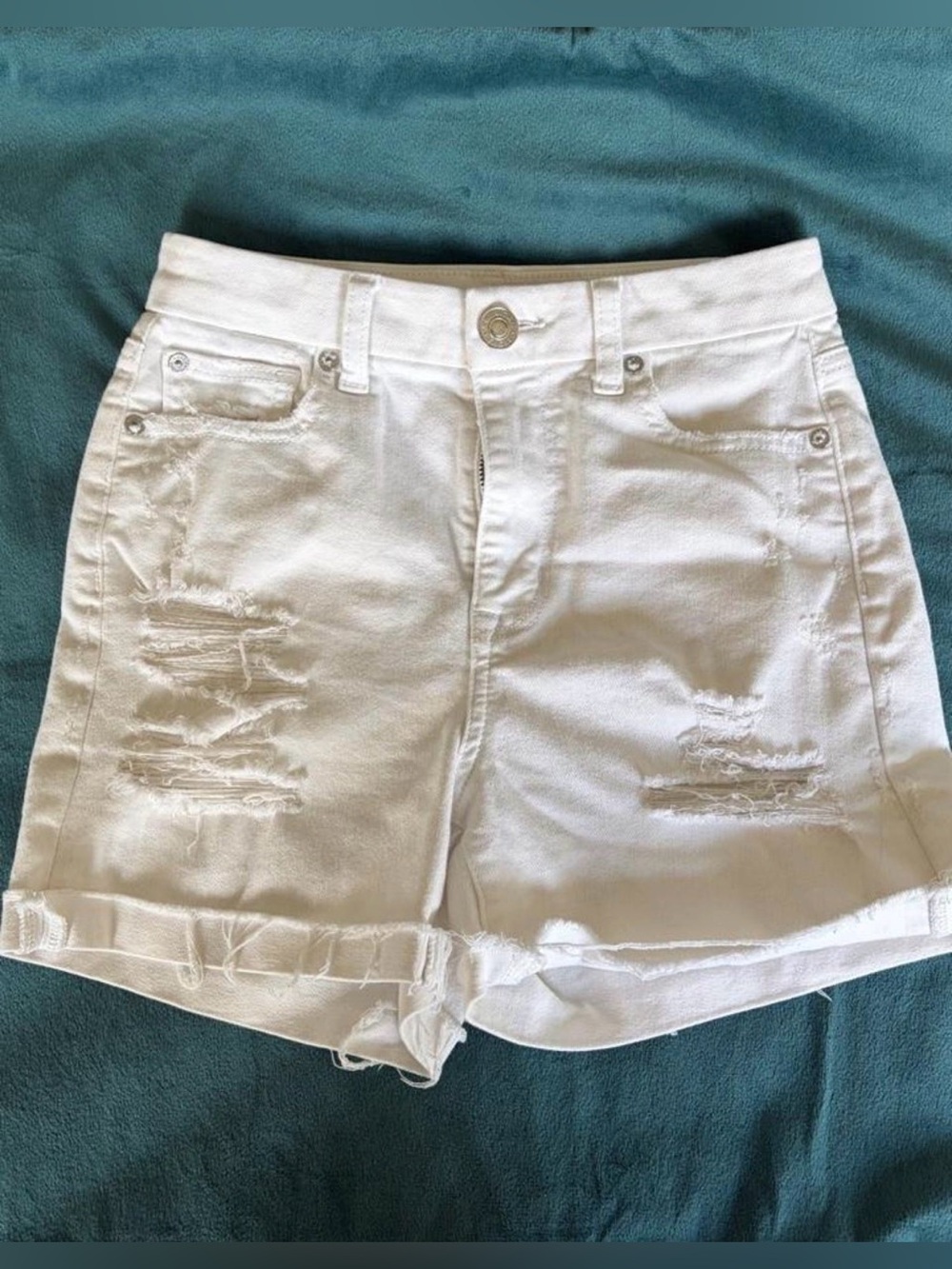 American Eagle Curvy Hi-Rise Shortie Distressed Denim Shorts in White